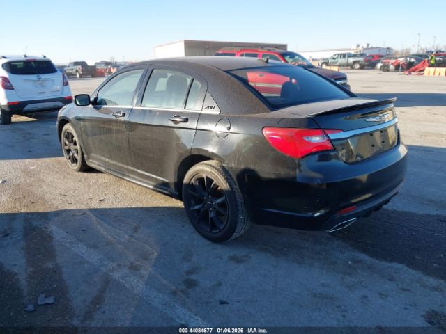 2014 CHRYSLER 200 1C3CCBBG3EN164254 Photo 2