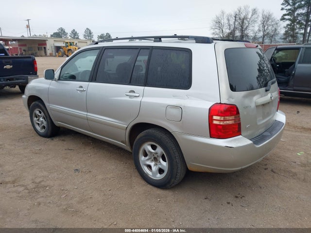 2002 TOYOTA HIGHLANDER JTEGF21A720039828 Photo 2