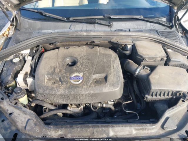 2015 VOLVO XC60 YV426MDC1F2616691 Photo 9