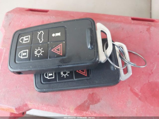 2015 VOLVO XC60 YV426MDC1F2616691 Photo 10