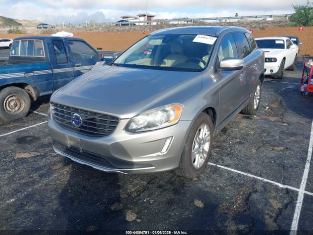 2015 VOLVO XC60 YV426MDC1F2616691 Photo 1