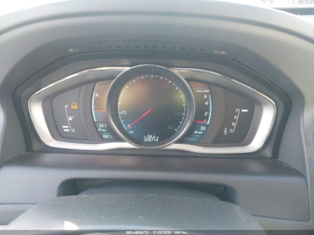 2015 VOLVO XC60 YV426MDC1F2616691 Photo 6