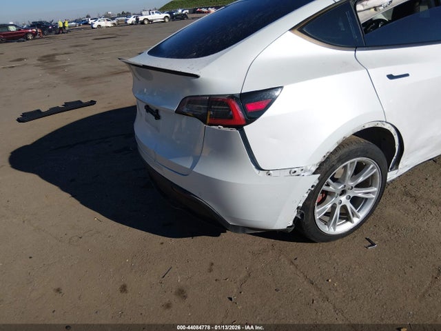 44084778 :رقم المزاد ، 5YJYGDEE1LF056089 vin ، 2020 Tesla Model Y Long Range Dual Motor All-wheel Drive مزاد بيع
