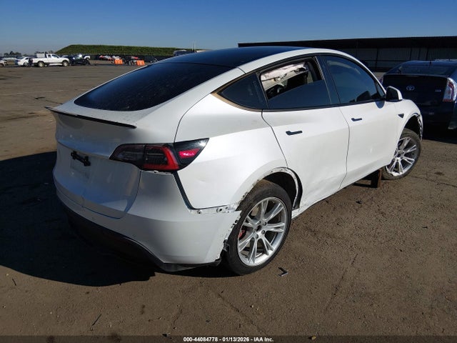 44084778 :رقم المزاد ، 5YJYGDEE1LF056089 vin ، 2020 Tesla Model Y Long Range Dual Motor All-wheel Drive مزاد بيع