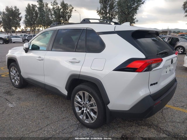 Toyota Rav4 Xle Premium 2025 2T3C1RFV5SW399004 Image 3