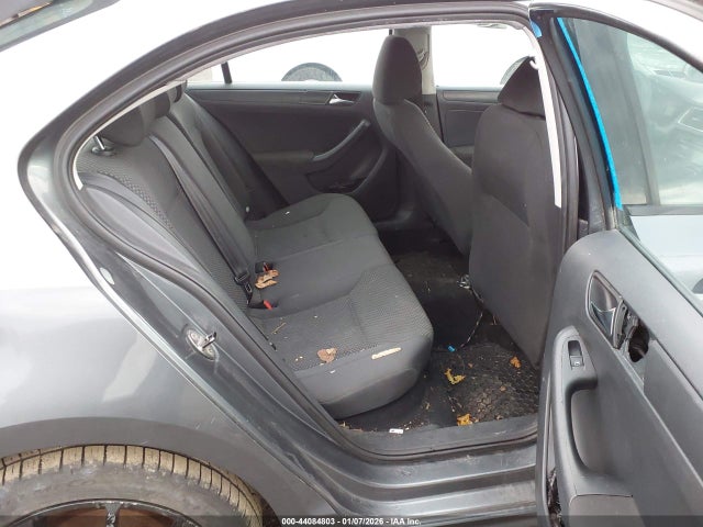 2011 Volkswagen Jetta 2.0l S მანქანა იყიდება აუქციონზე, vin: 3VW1K7AJ1BM340673, აუქციონის ნომერი: 44084803