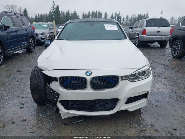 2013 Bmw 335i მანქანა იყიდება აუქციონზე, vin: WBA3A9G50DNR97006, აუქციონის ნომერი: 44084851