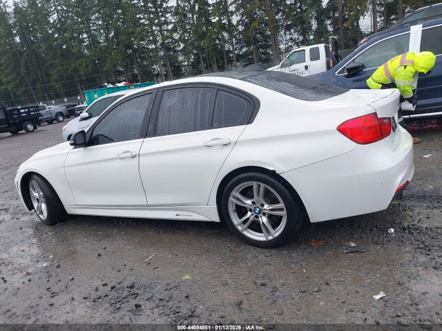 2013 Bmw 335i მანქანა იყიდება აუქციონზე, vin: WBA3A9G50DNR97006, აუქციონის ნომერი: 44084851