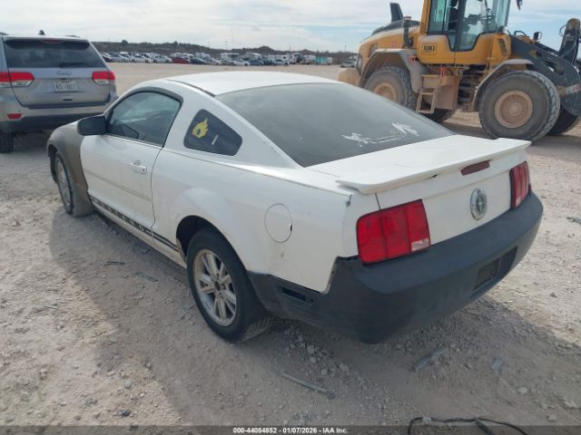 2007 FORD MUSTANG 1ZVFT80N075347110 Photo 2