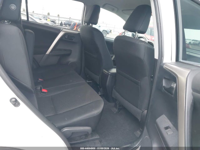 Toyota RAV4 LE 2015 2T3BFREV4FW270594 Image 8