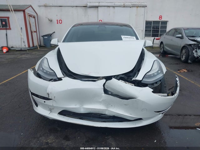 Tesla Model 3 Long Range/mid Range/standard Range/standard Range Plus 2019 5YJ3E1EAXKF310120 Image 12