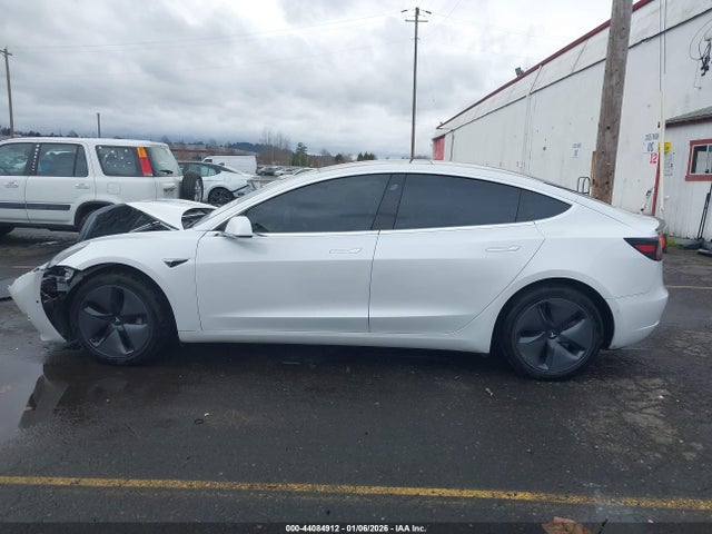 Tesla Model 3 Long Range/mid Range/standard Range/standard Range Plus 2019 5YJ3E1EAXKF310120 Image 14