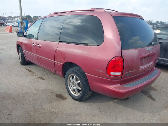 1999 CHRYSLER TOWN & COUNTRY 1C4GP64L3XB604139 Photo 2