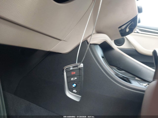 2020 BMW X1 WBXJG7C01L3L89533 Photo 10