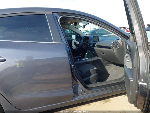 JM1BM1V78F1223611 Mazda Mazda3 I Touring