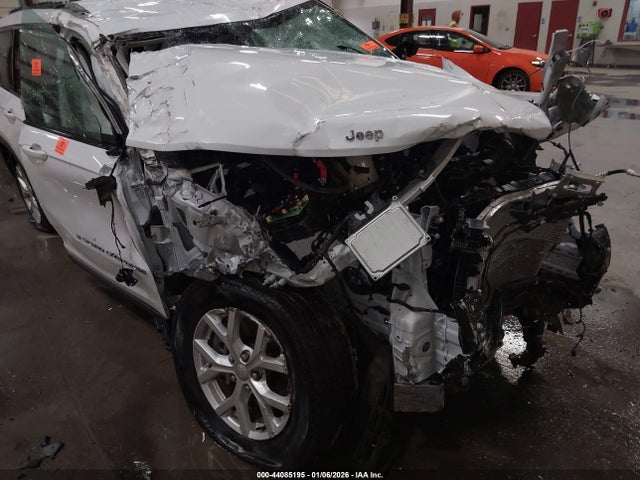 1C4RJKBG9P8881576 Jeep Grand Cherokee L Limited 4x4