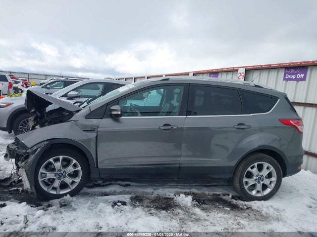 1FMCU0JX1EUD66316 Ford Escape Titanium
