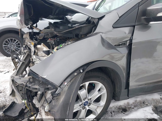 1FMCU0JX1EUD66316 Ford Escape Titanium
