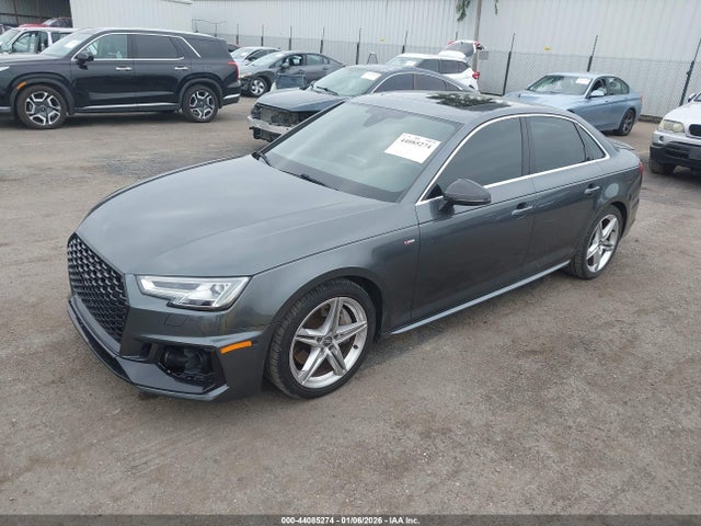 Audi A4 2017 WAUPNAF44HN069348 Image 2