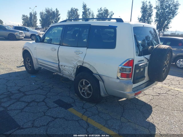 2001 MITSUBISHI MONTERO JA4MW51R11J002260 Photo 2