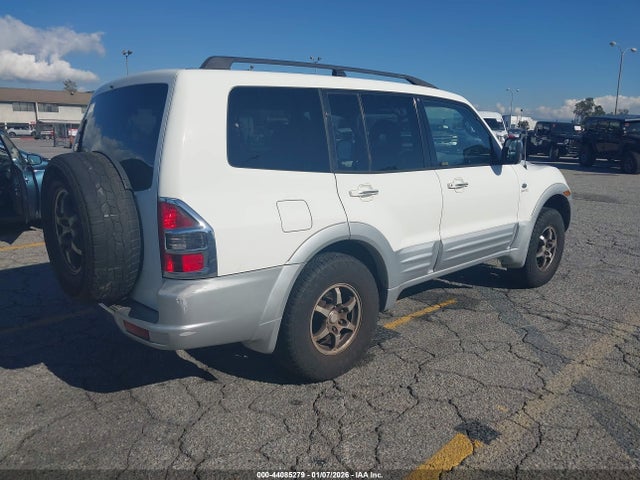 2001 MITSUBISHI MONTERO JA4MW51R11J002260 Photo 3
