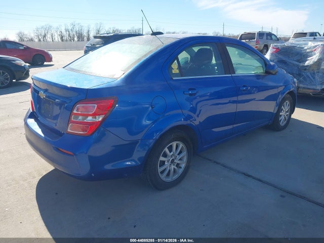 Chevrolet Sonic Lt Auto 2017 1G1JD5SH2H4127421 Image 4