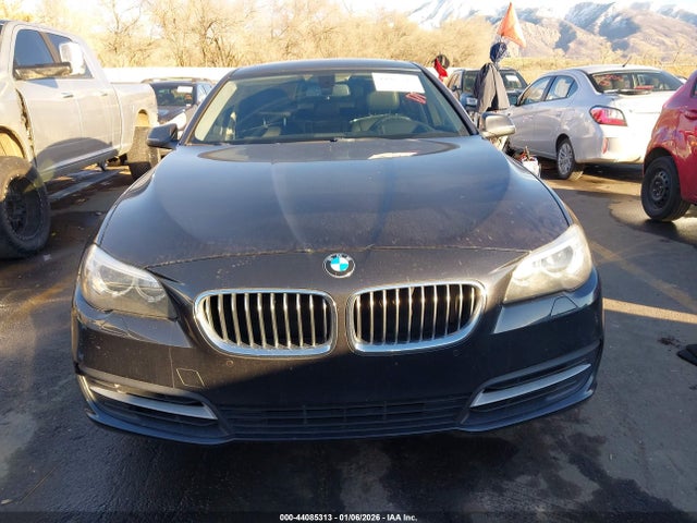BMW 535i Xdrive 2014 WBA5B3C52ED532596 Image 12