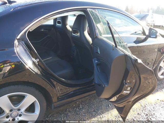 WDDSJ4GB0JN511285 Mercedes-Benz CLA 250 4MATIC