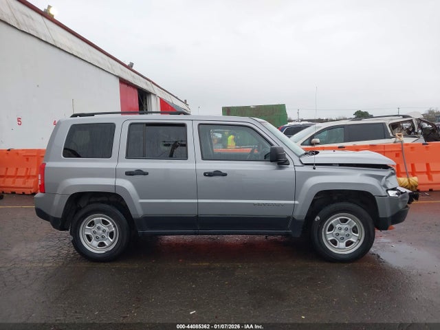 Jeep Patriot Sport 2015 1C4NJRBB6FD323704 Image 13