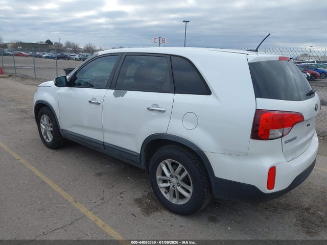5XYKT3A61FG600971 KIA SORENTO LX