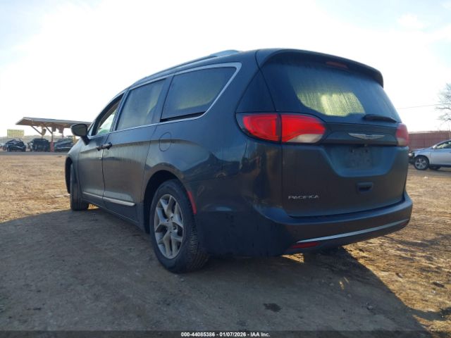 2018 CHRYSLER PACIFICA 2C4RC1EGXJR154555 Photo 2