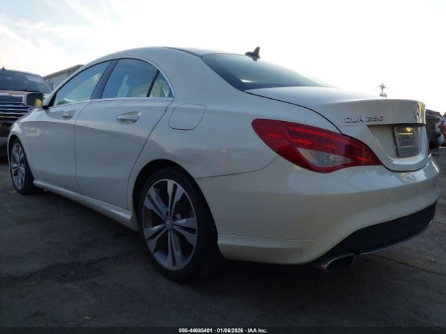 2014 MERCEDES-BENZ CLA 250 WDDSJ4GB5EN107128 Photo 2