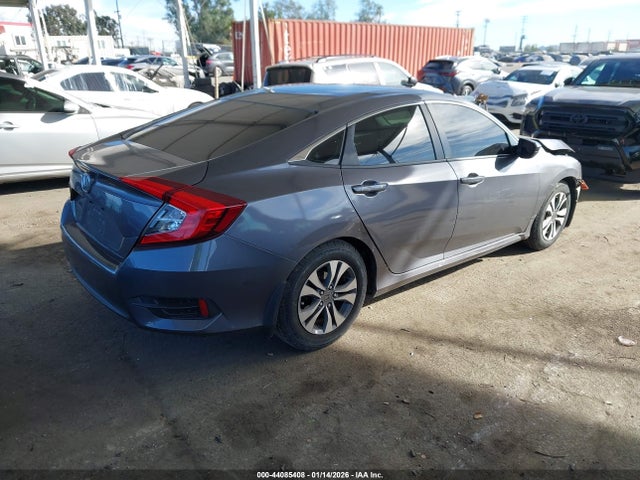 Honda Civic Lx 2018 2HGFC2F54JH542748 Image 4