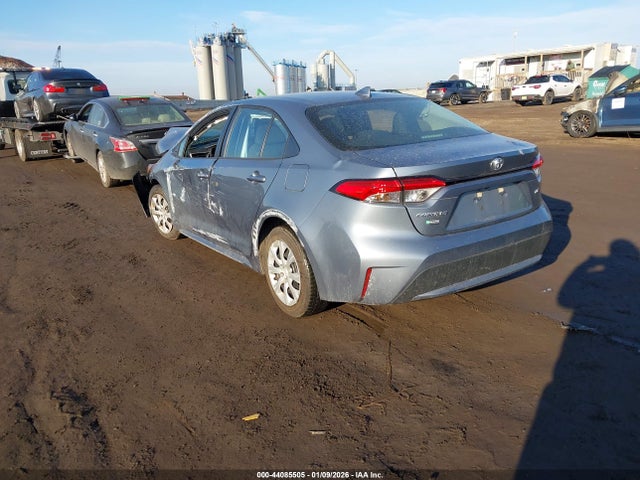 Продажа на аукционе авто 2022 Toyota Corolla Le, vin: 5YFEPMAE6NP342858, номер лота: 44085505