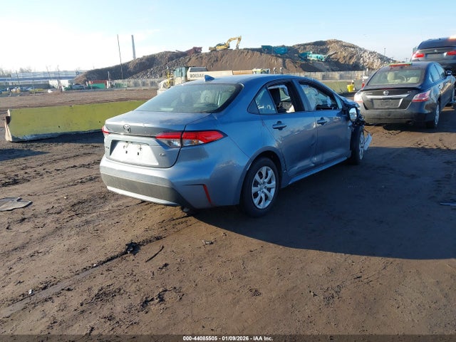 Продажа на аукционе авто 2022 Toyota Corolla Le, vin: 5YFEPMAE6NP342858, номер лота: 44085505