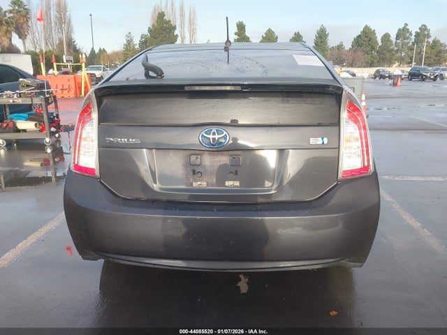 Toyota Prius Two 2014 JTDKN3DUXE0368170 Image 16