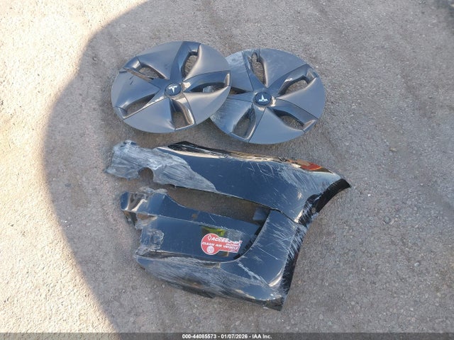 44085573 :رقم المزاد ، 5YJ3E1EA4JF004822 vin ، 2018 Tesla Model 3 Long Range/mid Range مزاد بيع