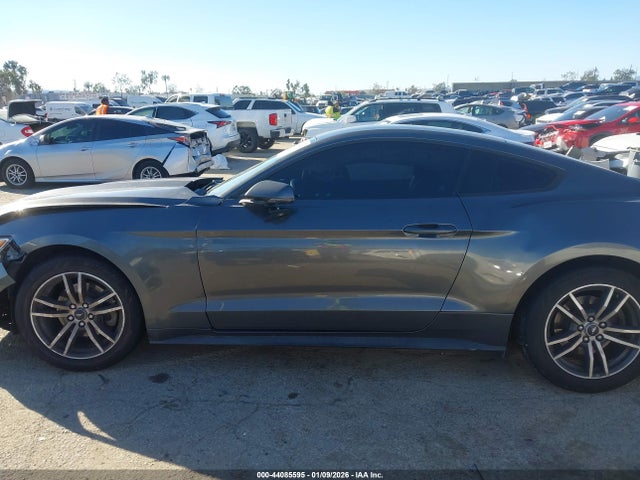 Ford Mustang Ecoboost 2016 1FA6P8THXG5256946 Image 13