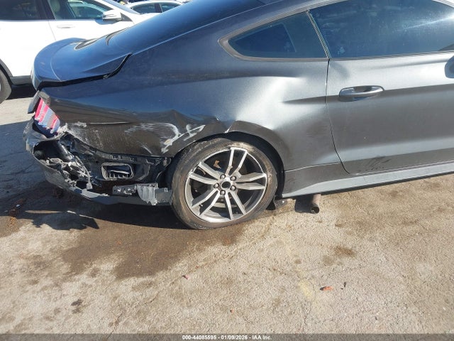Ford Mustang Ecoboost 2016 1FA6P8THXG5256946 Image 17