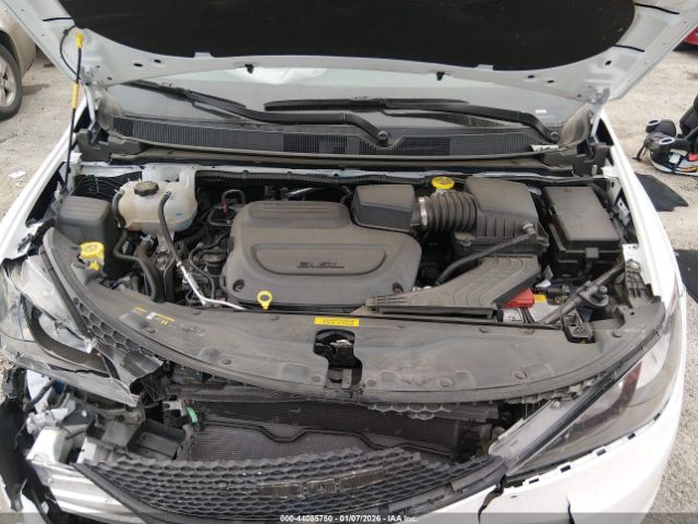 2024 CHRYSLER VOYAGER 2C4RC1CG0RR176689 Photo 9