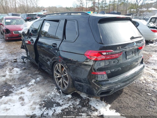 2020 BMW X7 5UXCX6C0XL9B81648 Photo 2
