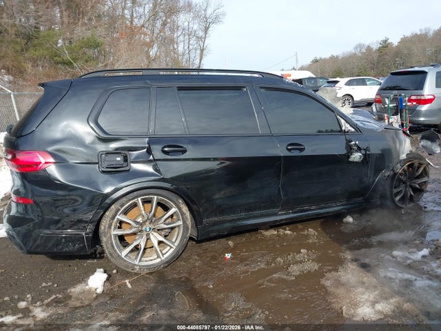 2020 BMW X7 5UXCX6C0XL9B81648 Photo 3