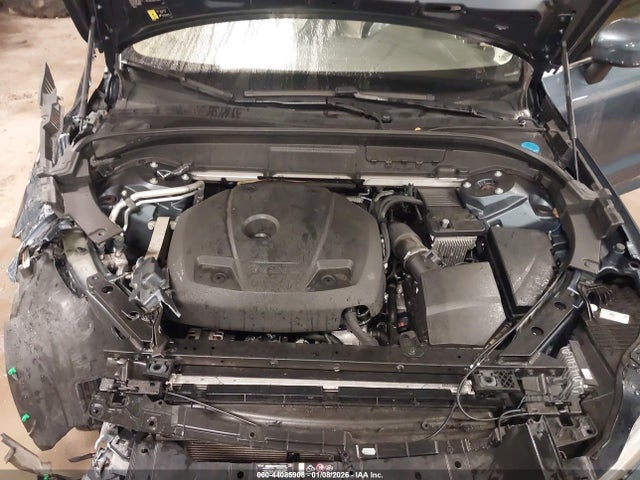 2021 VOLVO XC60 YV4102DK0M1845780 Photo 9