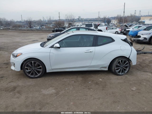 KMHTG6AF0MU032200 Hyundai Veloster 2.0 Premium