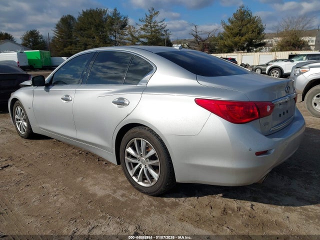 2015 Infiniti Q50 Premium მანქანა იყიდება აუქციონზე, vin: JN1BV7AR1FM409838, აუქციონის ნომერი: 44085984