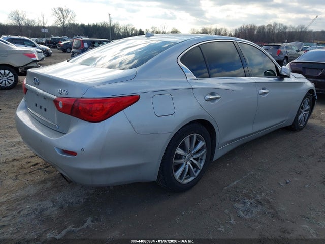 2015 Infiniti Q50 Premium მანქანა იყიდება აუქციონზე, vin: JN1BV7AR1FM409838, აუქციონის ნომერი: 44085984