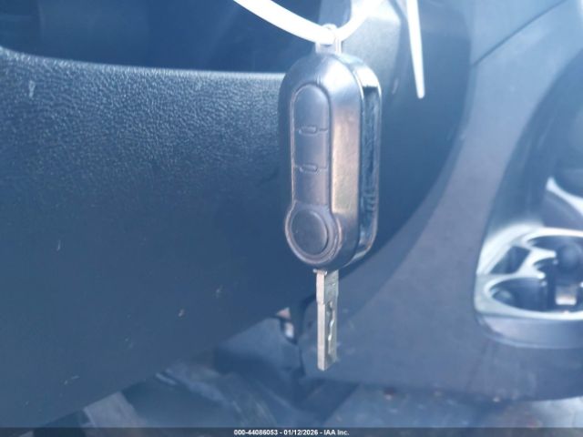 2017 RAM PROMASTER 1500 3C6TRVNG8HE501587 Photo 10