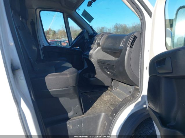 2017 RAM PROMASTER 1500 3C6TRVNG8HE501587 Photo 4