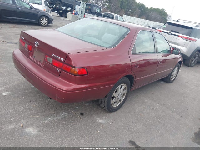 1999 TOYOTA CAMRY 4T1BF28K7XU090013 Photo 3