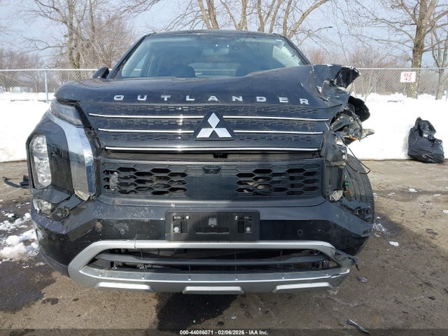 Продаж на аукціоні авто 2024 Mitsubishi Outlander Se 2.5 S-awc, vin: JA4J4VA88RZ086929, номер лоту: 44086071
